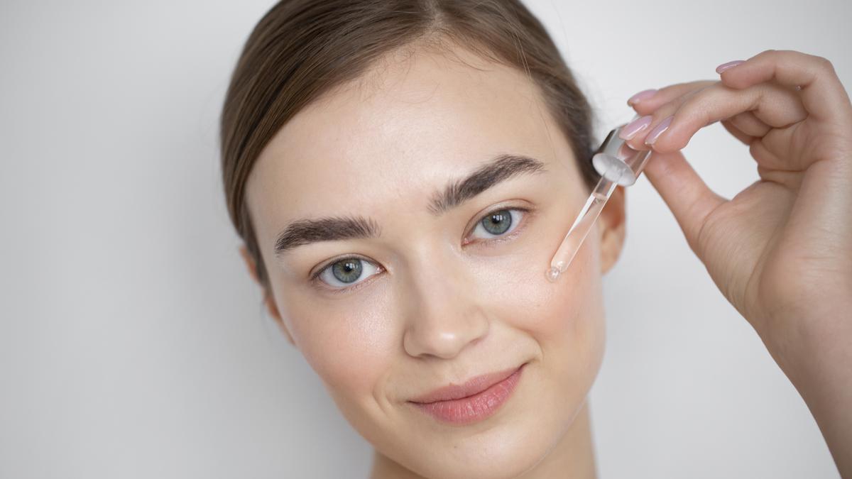 12 Manfaat Niacinamide, Menjaga Kelembapan hingga Mengatasi Jerawat