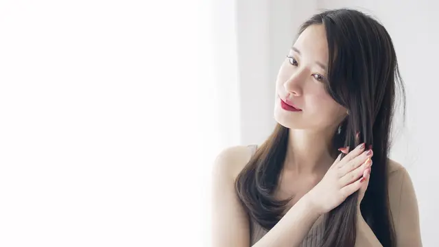 Rambut Rusak Karena Keseringan Heat Styling? Begini Langkah Tepat Memperbaikinya