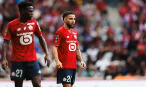 Aksi bek Timnas Indonesia, Calvin Verdonk saat memperkuat Lille menjamu Lyon dalam laga pekan keenam Ligue 1 2025/2026, Minggu (28/9/2025) malam. (Dok. Lille)