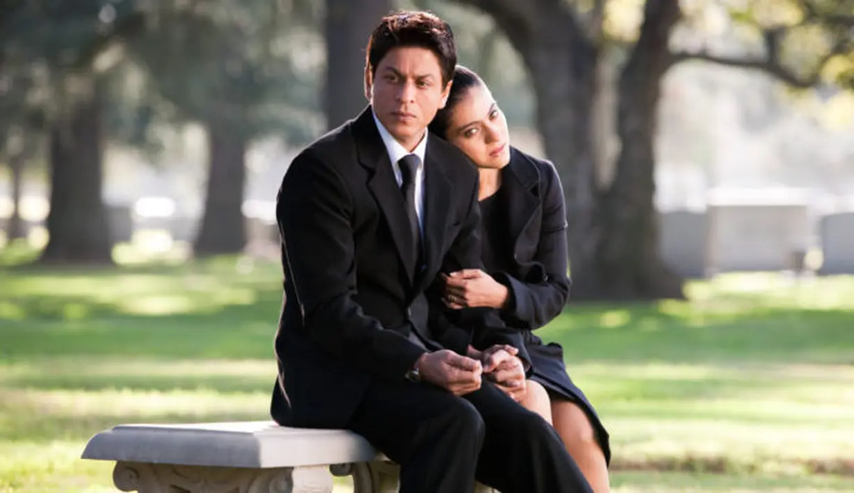 My Name is Khan merupakan film yang cukup berat karen menyinggung soal politik dan agama. Film ini dimainkan oleh Shah Rukh Khan dan Kajol. (Foto: srkuniverse.com)