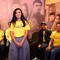 Ayushita di preskon Bid'ah Cinta. (Nurwahyunan/Bintang.com)