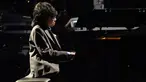 Pianis muda Indonesia, Joey Alexander (12)  saat tampil di panggung Grammy Awards 2016 yang digelar di Los Angeles, Senin (15/2). Meskipun tampil memukau, keponakan Nafa Urbach itu gagal meraih penghargaan musik Grammy 2016. (AFP PHOTO/Robyn BECK)
