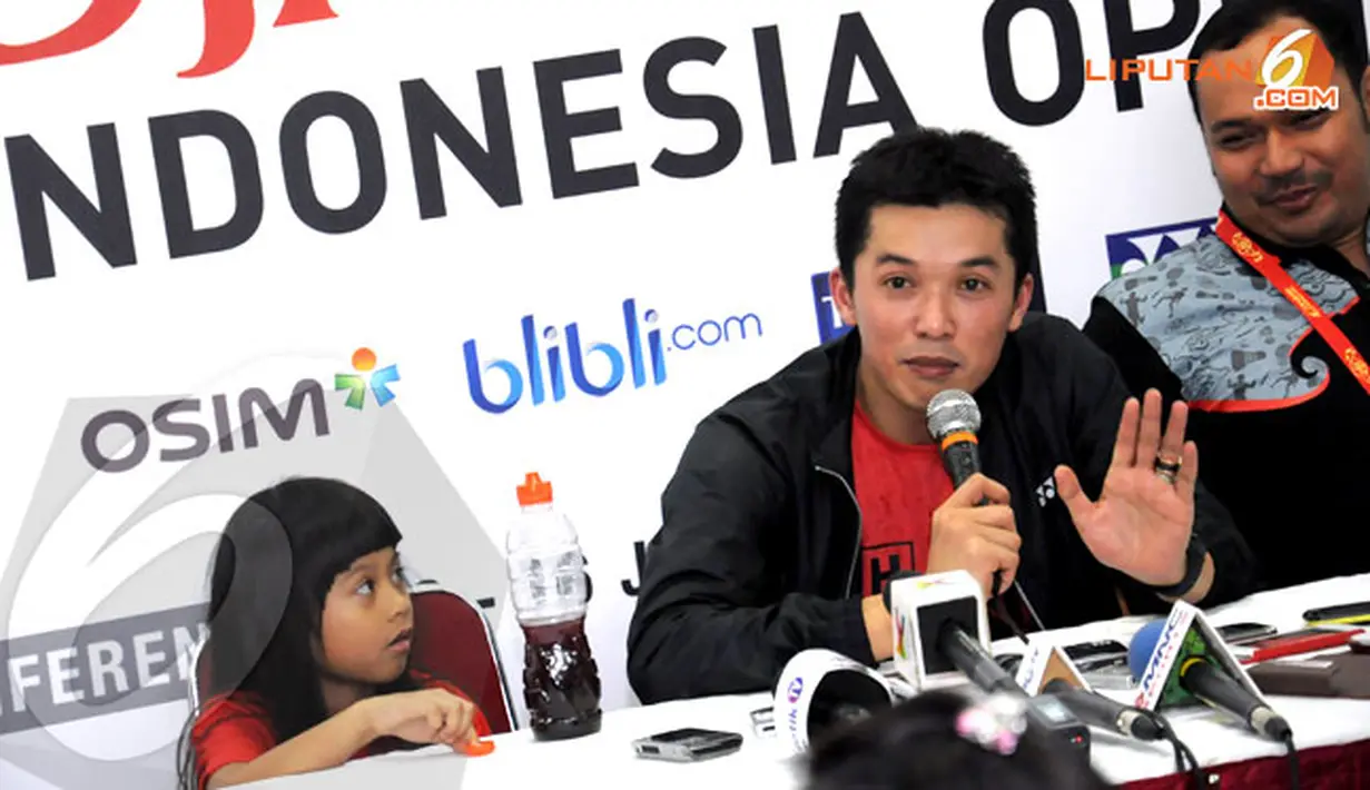 "Ini pertandingan terakhir saya. saya harap tidak dilihat dari hasil hari ini saja, yang lalu, kekalahan, kemenangan, proses, dari latihan maupun pertandingan,” tutur Taufik.(Liputan6.com/Helmi Fithriasyah).