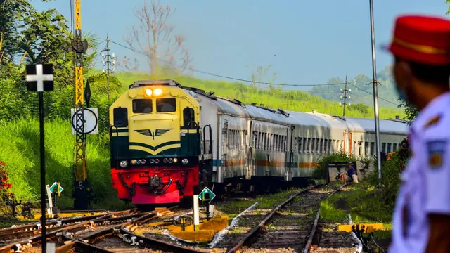 Kertea Api Pandanwangi berhenti di Staisun Garahan Gumitir (Istimewa)