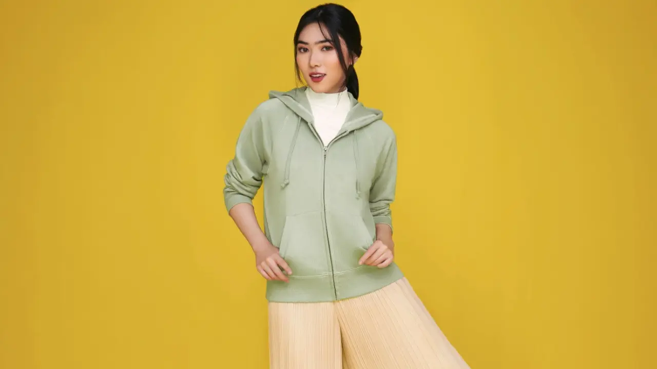 7 Tips Padu Padan Sweater ala Musisi Indonesia Yang Bikin Harimu Lebih Berwarna