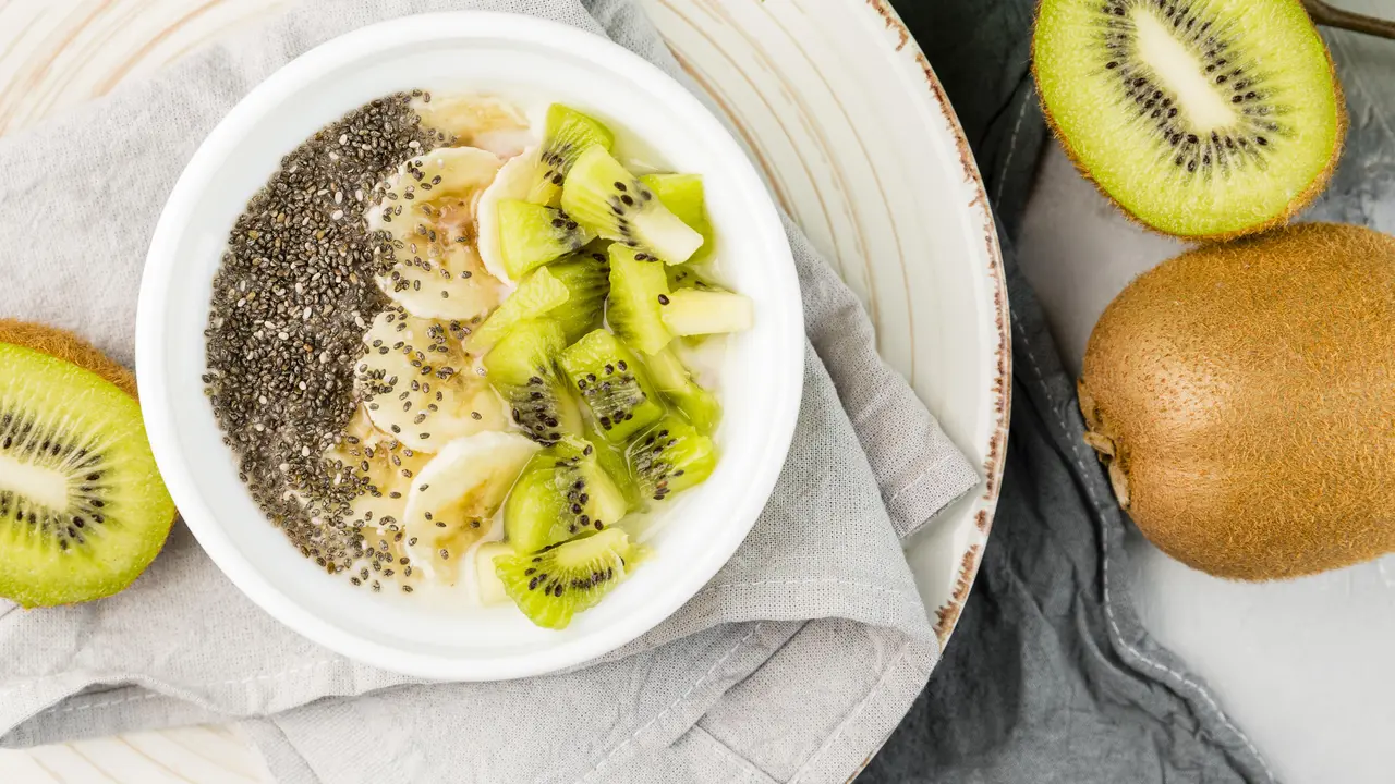 Sarapan Sehat Tanpa Ribet: Intip 3 Resep Chia Pudding Rendah Kalori Ini [Dok/freepik.com]