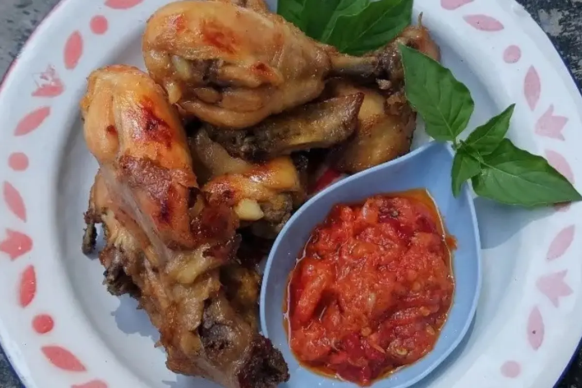 Resep ayam ungkep bumbu kalasan. (dok. Cookpad @RahmaBundaDaisy)