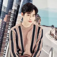 "Sangat luar biasa saat melihat berusaha untuk menghayati karakter yang diperankannya. Ia juga sangat berenergi," ujarnya. (Foto: Soompi.com)