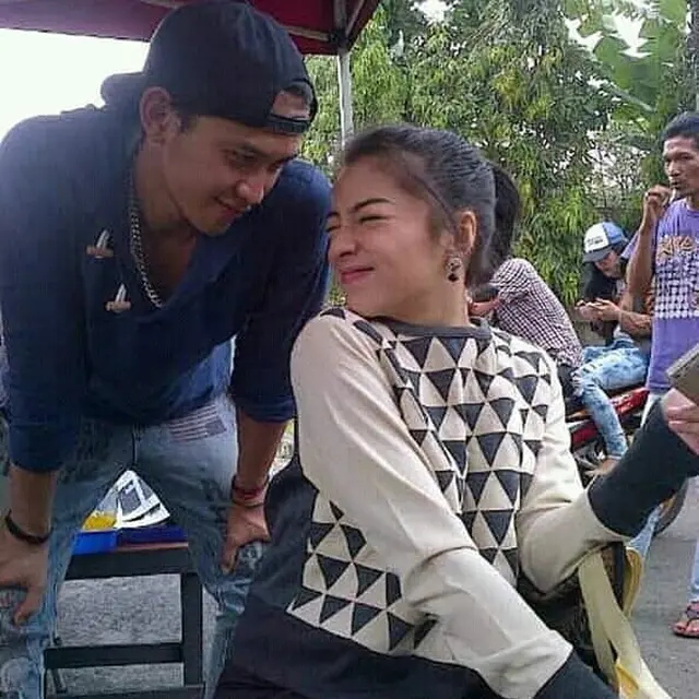 6 Potret Lawas Kebersamaan Rezky Aditya dan Nikita Willy, Kompak Sedari Dulu