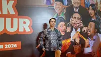 Andovi da Lopez Dapat PR Baca Buku Filsafat dari Fajar Nugros
