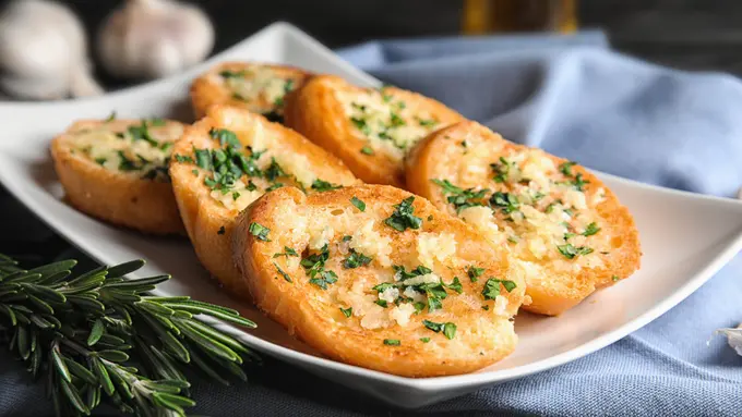 garlic bread