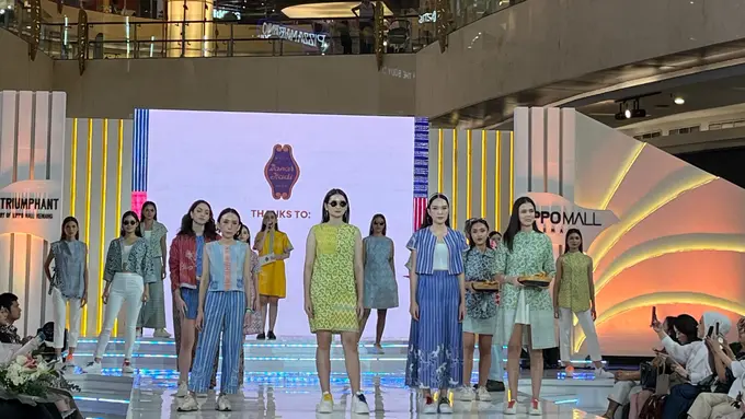 Koleksi terbaru bertajuk Wastra Kiwari.