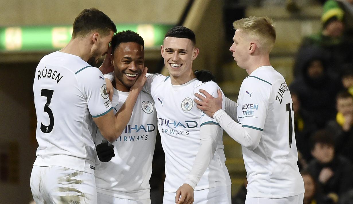 Manchester City tidak menemui kendala yang cukup berarti pada duel ini. Raheem Sterling bermain apik dengan mencetak trigol. Sementara, satu gol City lainnya dicetak Phil Foden. (AP/Rui Vieira)