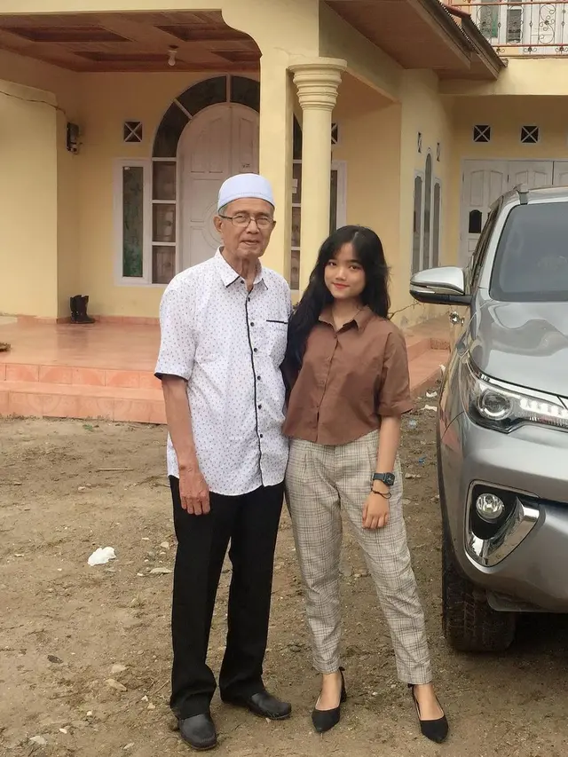 Potret Fuji dan Kakek