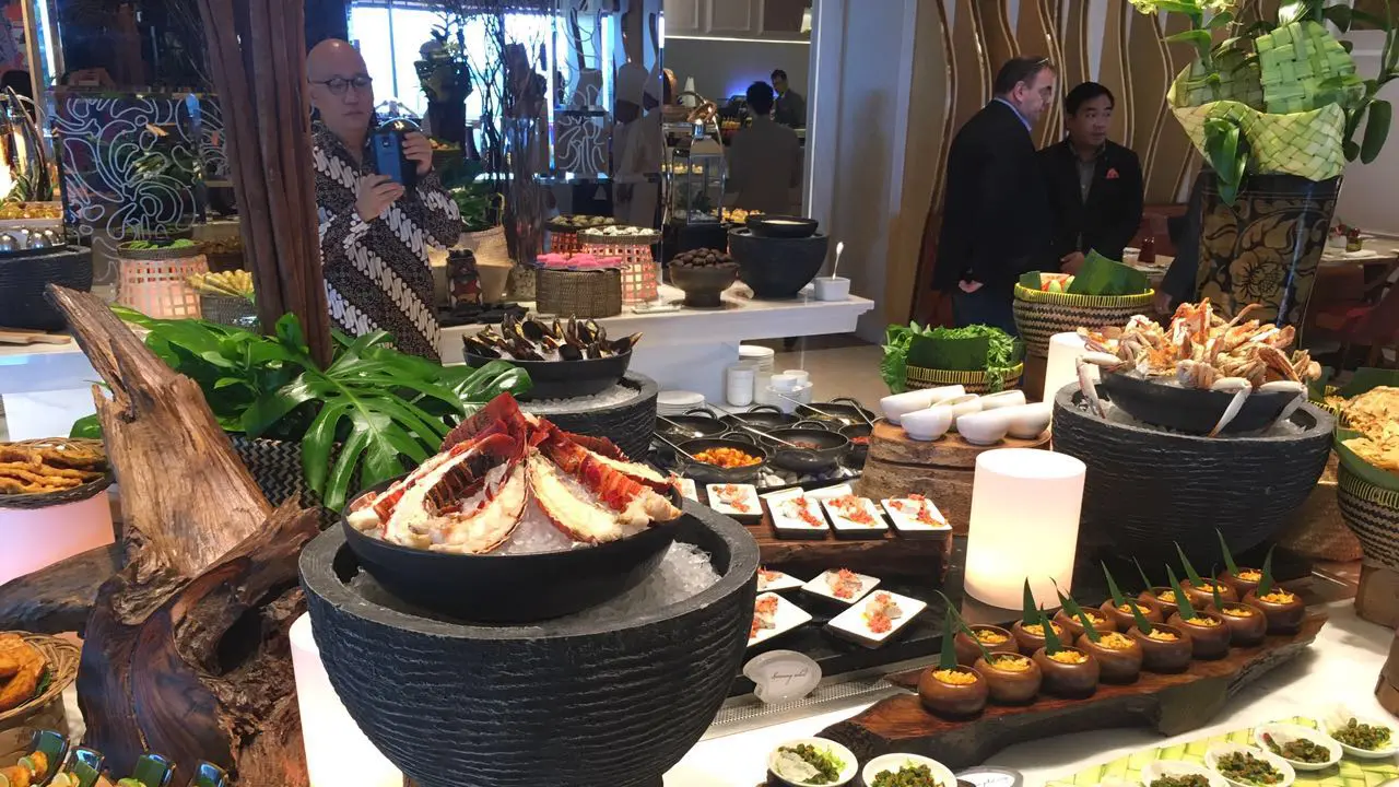 Menu Ramadan Khas Nusantara di Raffles Hotel