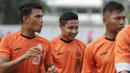 Pemain Persija Jakarta, Evan Dimas, melakukan latihan di Lapangan Sutasoma, Jakarta, Jumat (17/1/2020). Gelandang Timnas Indonesia ini menjadi rekrutan baru Macan Kemayoran untuk mengarungi Liga 1 musim depan. (Bola.com/M Iqbal Ichsan)