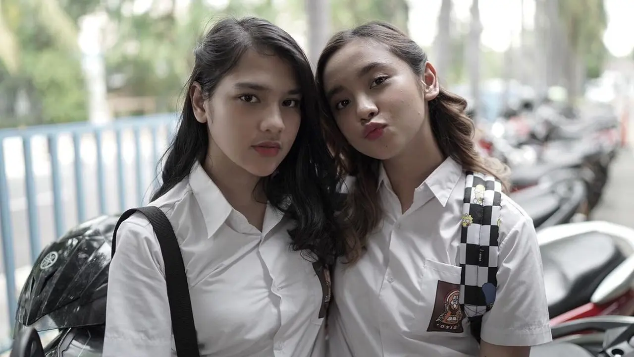 6 Potret Persahabatan Lyodra Ginting dan Davina Karamoy, Kompak Banget
