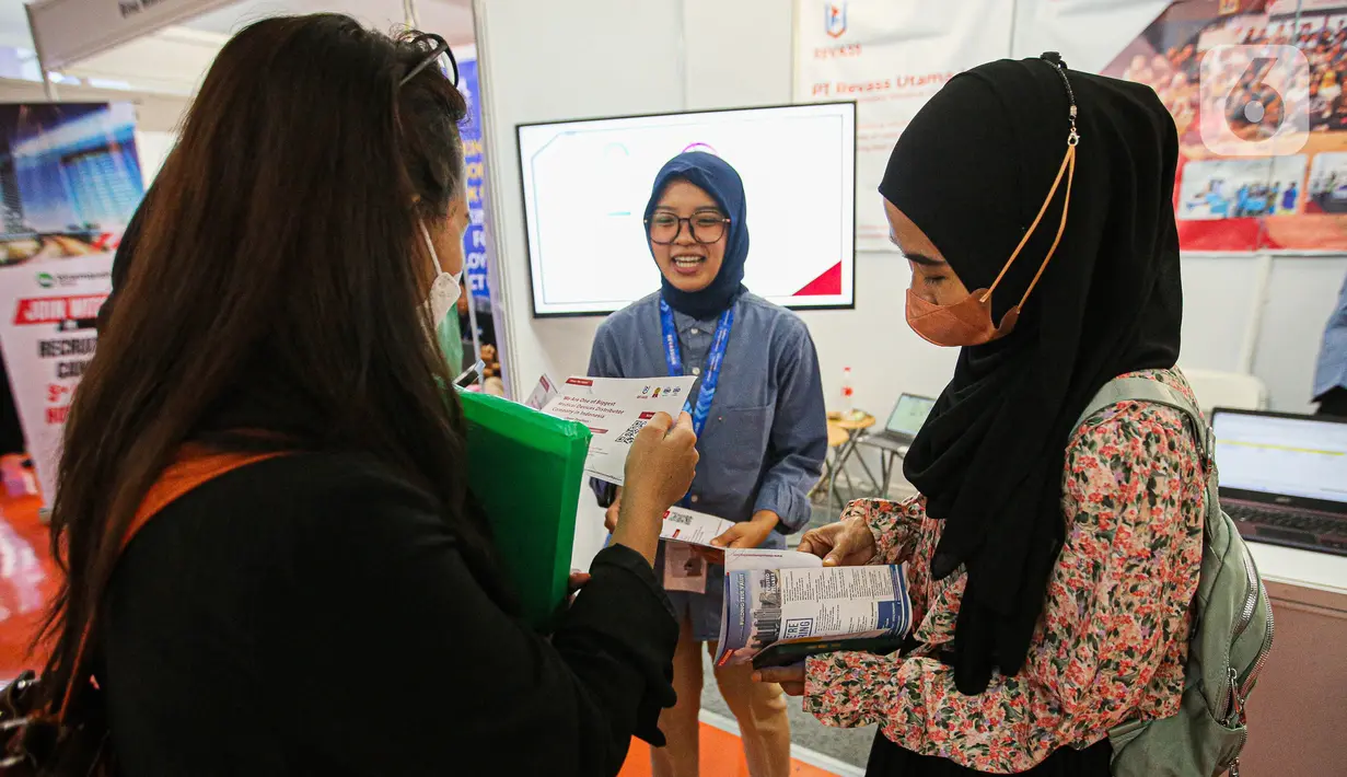 Pameran Bursa Kerja ini sendiri berlangsung dari tanggal 4 sampai 5 Juli 2023. (Liputan6.com/Faizal Fanani)