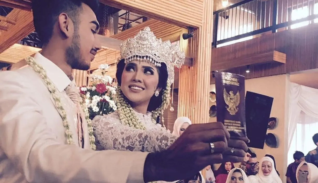 Abid Zia dan Raya Kitty. (Instagram/aldobamar)