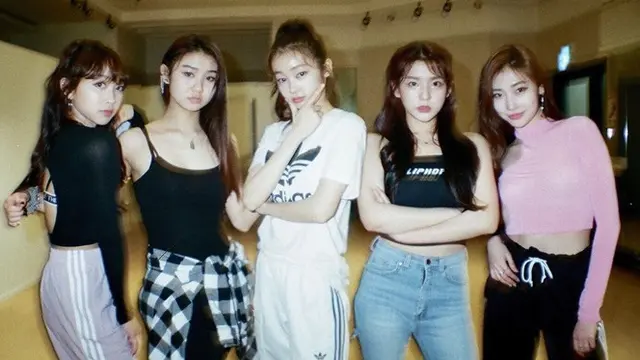 Jadi Idol Kpop Pertama Asal Indonesia, Ini 6 Potret Dita dan Member SECRET NUMBER