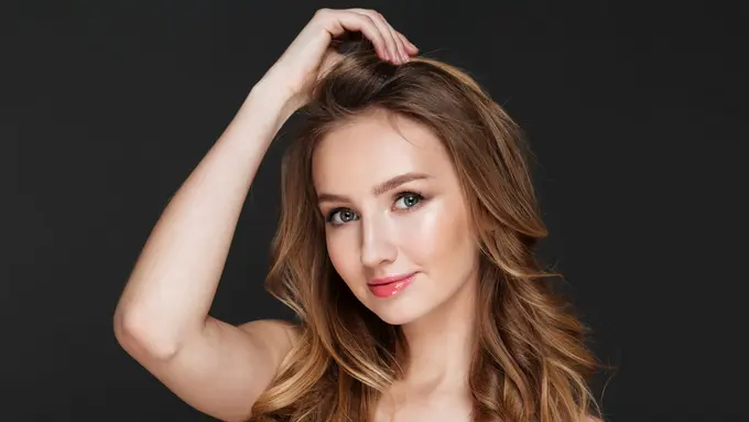 Tren Model Rambut Remaja 2025 yang Wajib Kamu Coba (photo by freepik)