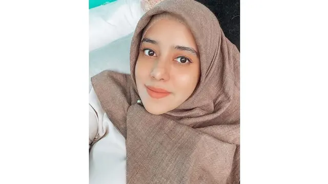 6 Potret Terbaru Fairuz A Rafiq yang Makin Tirus, Disebut Mirip Boneka Barbie