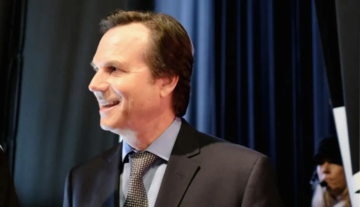 Kabar duka kembali datang dari dunia perfilman. Aktor yang bermain di film Titanic, Bill Paxton meninggal dunia di usia 61 tahun pada 26 Februari 2017. Bill tutup usia setelah menjalani operasi jantung. (AFP/Bintang.com)