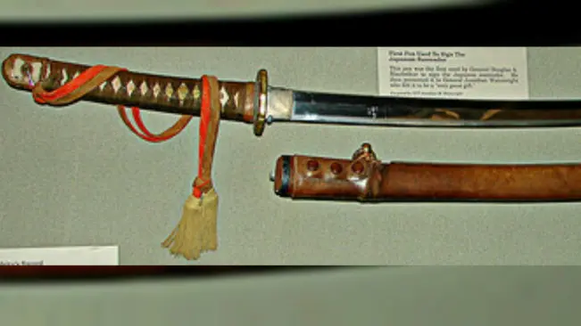 Pedang milik Jenderal Tomoyuki Yamashita. (Sumber Flickr)
