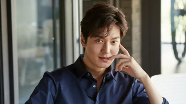 [Bintang] 8 Aktor Drama Korea Selatan yang Tak Akan Muncul pada Tahun Ini