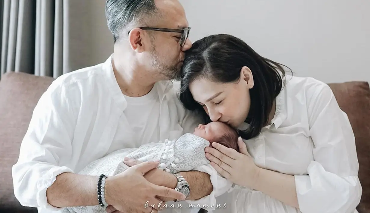 Mona Ratuliu dan Indra Brasco (Instagram/monaratuliu)