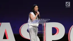Musisi Anggun Cipta Sasmi saat berbagi cerita dalam 4th Congress of Indonesian Diaspora di Kota Kasablanka, Jakarta, Sabtu (1/7). (Liputan6.com/Angga Yuniar) 
