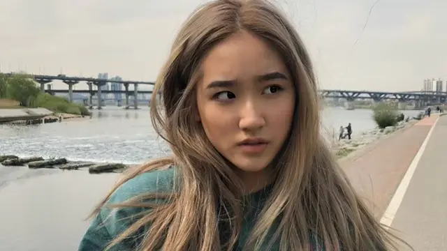 Dulu Punya Wajah Imut, Ini 6 Potret Terbaru Herin Eks SM Rookies yang Makin Memesona