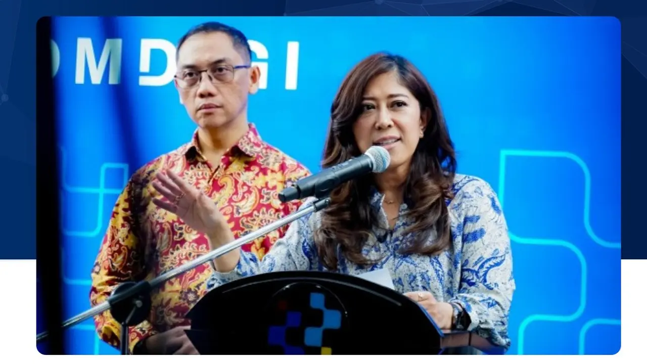 Menkomdigi Meutya Hafid menyampaikan keterangan kepada awak media di Kantor Kementerian Komdigi, Jakarta Pusat, Jumat 27 Maret 2026.