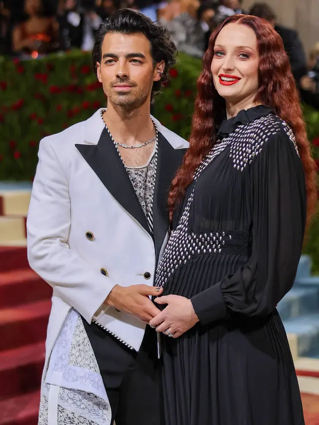 Joe Jonas dan Sophie Turner Dikabarkan Bercerai