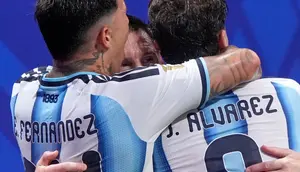 Thierry Henry soal Tangisan Lionel Messi usai Argentina Kalahkan Mesir: Jangan Pernah Bangunkan Monster Itu!
