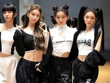 MAVE merupakan girlgroup yang baru saja debut di bawah agensi Metaverse Entertainment. Girlgroup ini pun langsung menjadi sorotan banyak netizen di media sosial. (Liputan6.com/IG/@mave_official_)