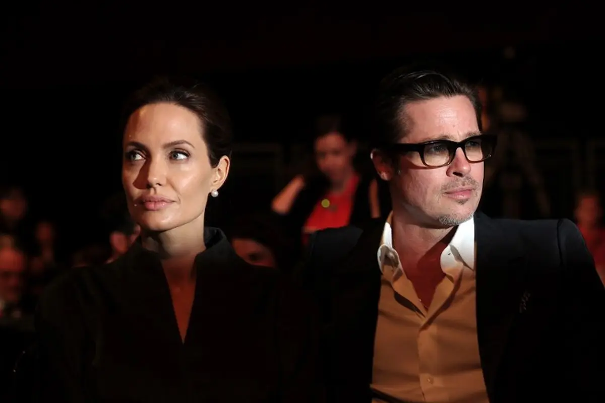 [Bintang] Brad Pitt - Angelina Jolie