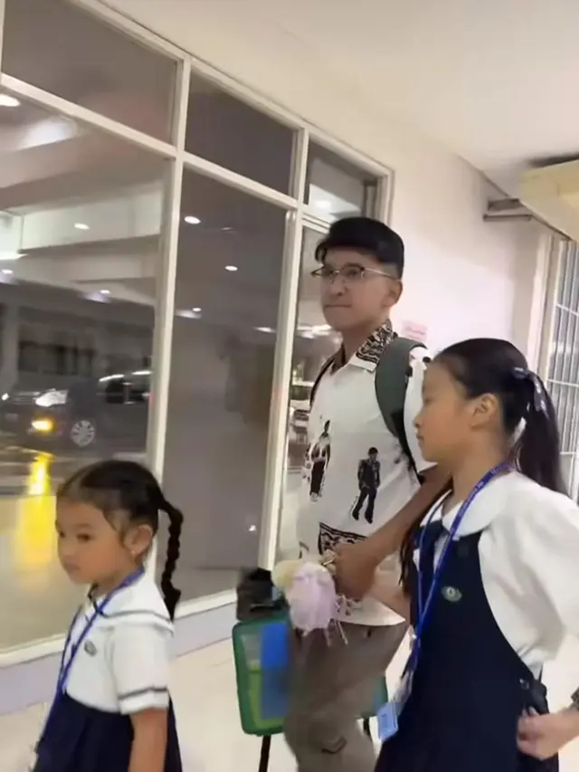 7 Potret Ruben Onsu Semangat Antar Thalia dan Thania Sekolah, Kasih Sayang Seorang Ayah (instagram/ruben_onsu).