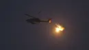 Serangan udara Israel yang menggunakan helicopter Apache telah memakan korban jiwa. (REUTERS / Nir Elias) 