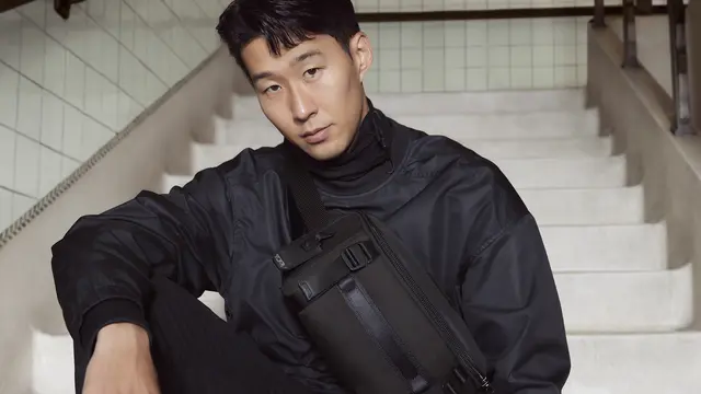 Inspirasi Gaya Keren Pesepak Bola Son Heung Min dengan Berbagai Macam Jenis Tas