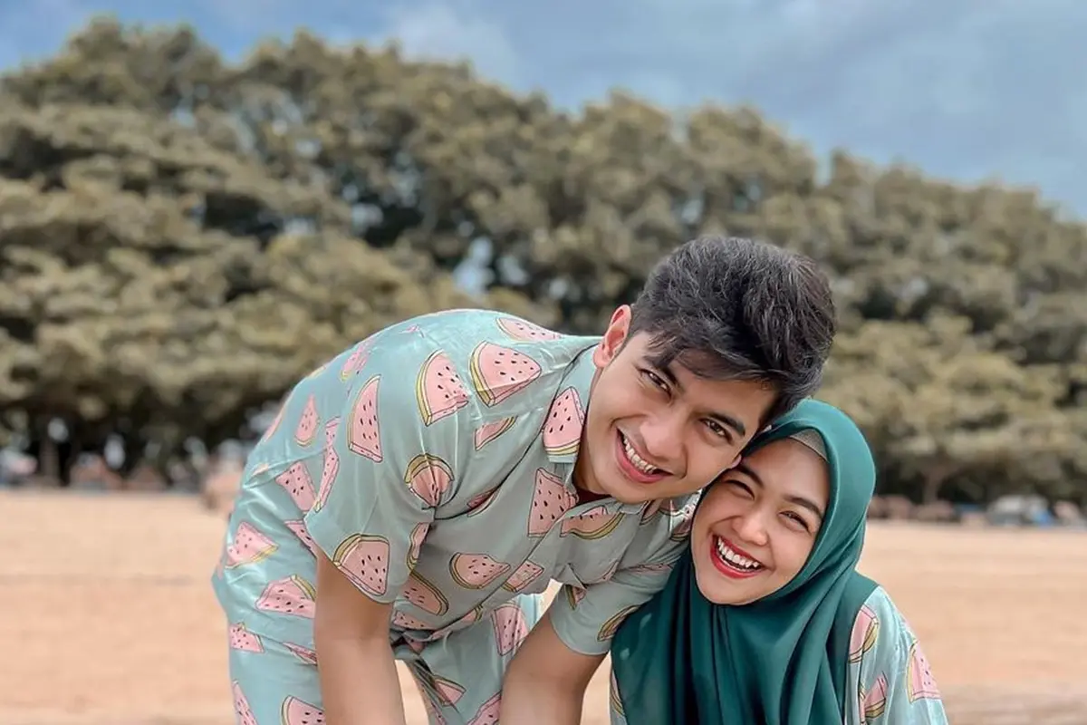 Potret Ria Ricis dan Teuku Ryan Liburan di Bali, Ajak Baby Moana Naik Jetski