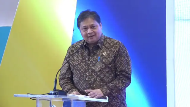 Menteri Koordinator Bidang Perekonomian Airlangga Hartarto dalam acara The New SINSW dan agenda diskusi: Let's Talk about INSW, Jumat (9/6/2023). (Tira/Liputan6.com)