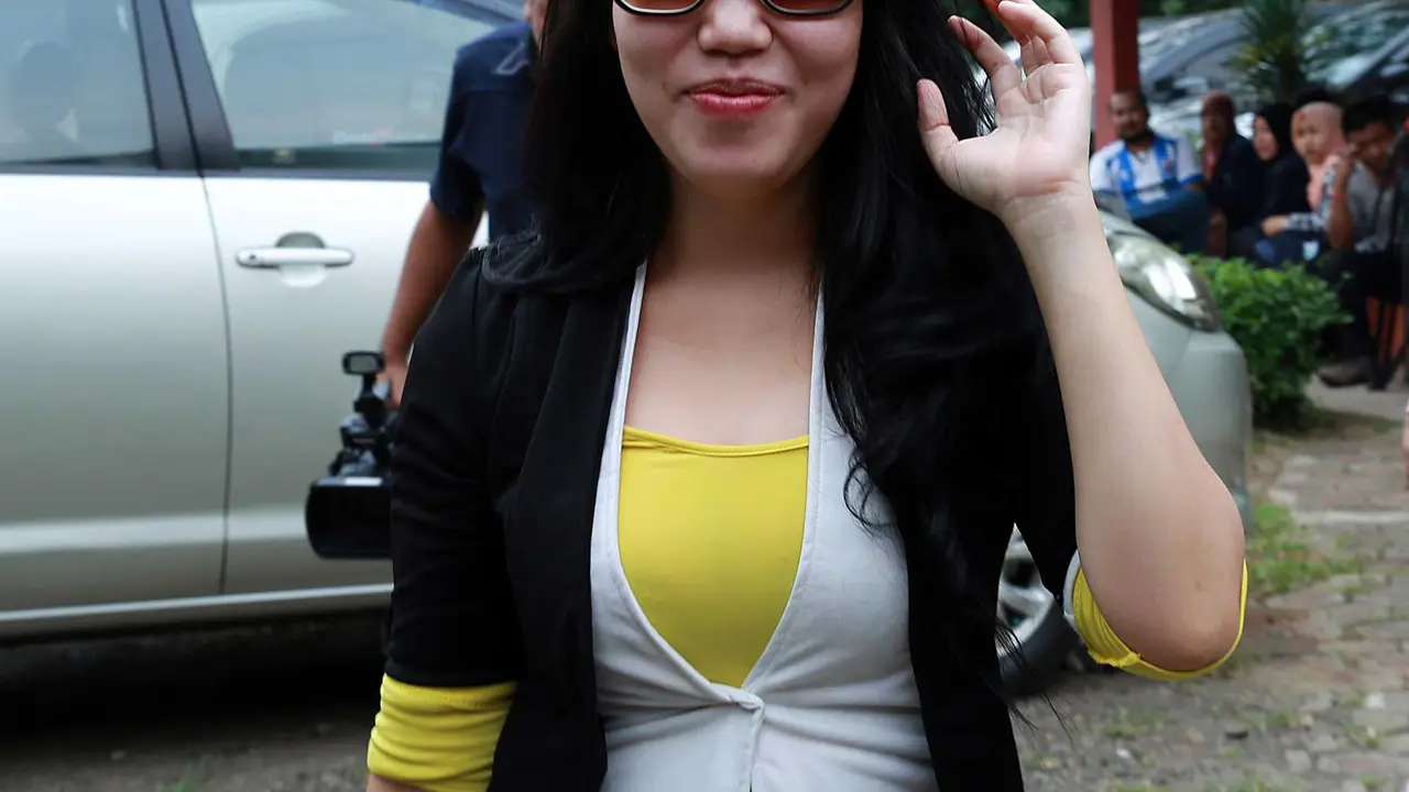 [Bintang] Devi Nurmayanti