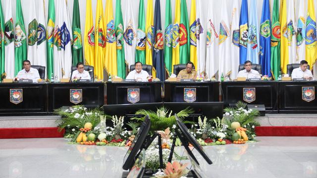 Presiden Prabowo Apresiasi Kerja Cepat Mentan Amran Sulaiman Penuhi Produksi Beras Nasional