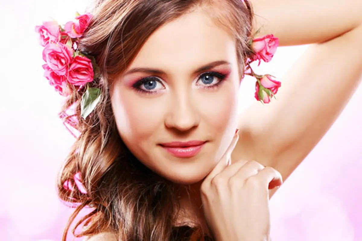 (c) shutterstock