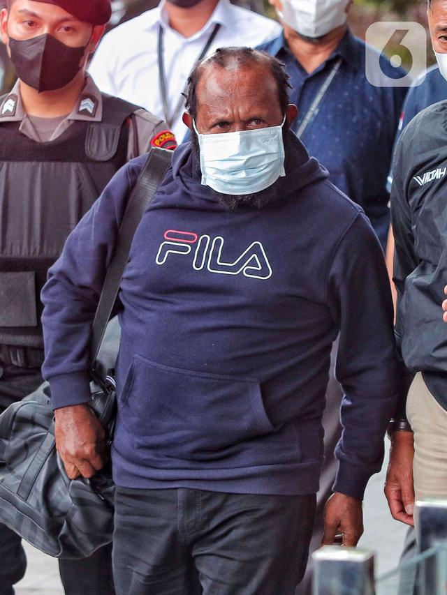 Bupati Mamberamo Tengah Ricky Ham Pagawak