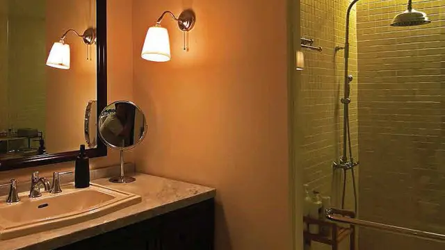 6 Inspirasi Menyulap Interior Kamar Mandi, Simpel tapi Stylish
