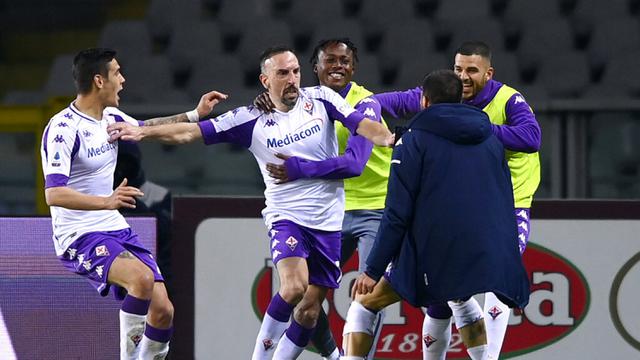 FOTO: Bermain Sembilan Pemain, Fiorentina Tahan Imbang Torino 1-1