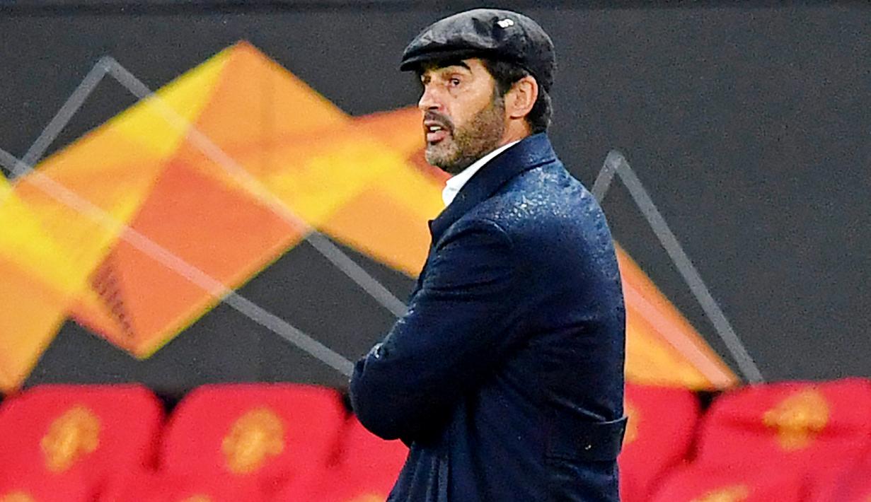 Paulo Fonseca - Mantan juru taktik AS Roma dan FC Porto ini menjadi nama terbaru dan paling santer yang dikaitkan dengan Newcastle United.
Memiliki pengalaman mumpuni dalam meracik tim membuatnya layak dicoba klub sultan baru ini. (AFP/Paul Ellis)