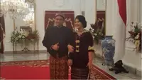 Putri Presiden Jokowi, Kahiyang Ayu dan pasangan memakai busana adat (Foto: Instagram @ayangkahiyang)